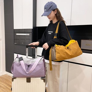 <span class=keywords><strong>Zaino</strong></span> a Tracolla Trendy <span class=keywords><strong>da</strong></span> <span class=keywords><strong>Donna</strong></span> di Grande Capacità per Fitness, Nuoto, Viaggi Brevi, Sport alla Moda - Product Image 2