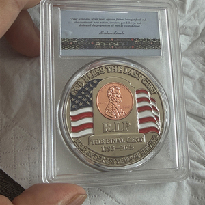Moneta Commemorativa USA 250° Anniversario in Lega di Zinco Argentata, Penny dell'Aquila R.I.P. Ultimo Centesimo, Medaglia 3D a Rilievo Alto con Stampa Fronte-Retro, da Collezione - Product Image 3