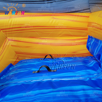 Toboggan aquatique gonflable en PVC WINSUN pour parcs aquatiques extérieurs et centres commerciaux, couleur et taille personnalisées