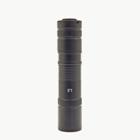 Lampe torche LED rechargeable USB 750LM 750mAh, portée 115m, étanche IP65, faisceau réglable, 4 modes, 7000K, stroboscope puissant, vente en gros