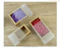 Boîte en carton kraft personnalisée de qualité supérieure pour cosmétiques avec étui en PVC givré pour cadeau