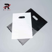 Sacs de courses en plastique LDPE HDPE recyclables noirs de haute qualité avec logo personnalisé, poignée découpée, pour chaussettes et chaussures