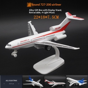 Modèle d'<span class=keywords><strong>avion</strong></span> jouet McDonnell Douglas DC-10 en alliage à l'échelle <span class=keywords><strong>1</strong></span>/<span class=keywords><strong>72</strong></span> de 22 cm avec 4 lumières, musique et emballage en boîte vitrée - Product Image 3