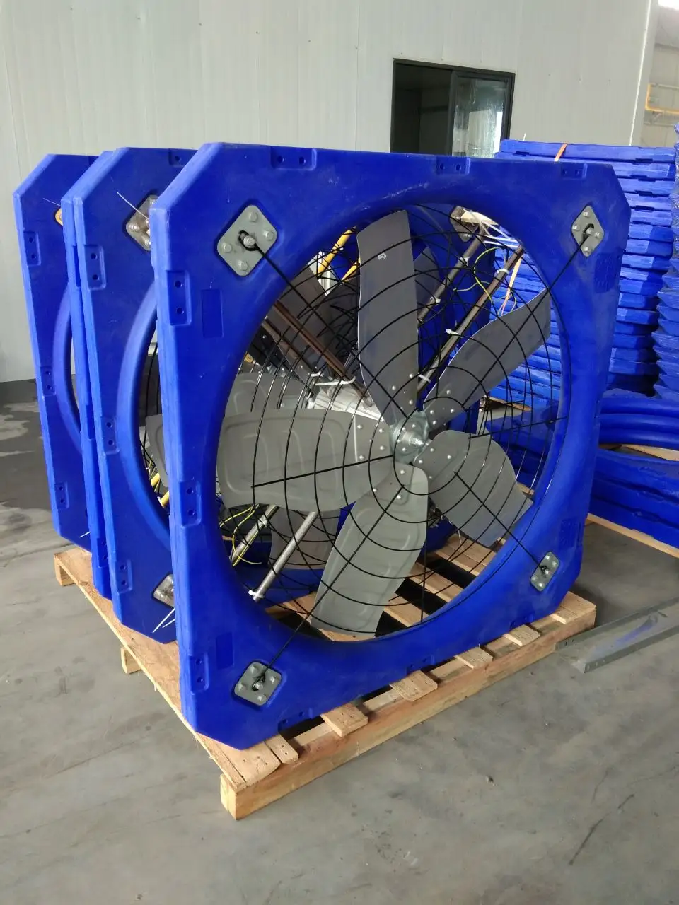 Dairy Farm Equipment For The Cooling System In Ranch Circulation Dairy Fan