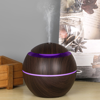 Ventes Flash Humidificateur Diffuseur d'Air en Forme de Champignon 200ml avec 7 Lumières LED
