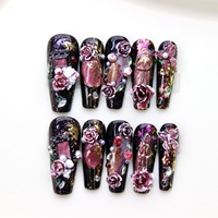 Lot de 10 faux ongles à presser en acrylique, forme cercueil, avec base noire, motif 3D rose rouge et papillon en strass, réutilisables, couvrance totale, vente en gros