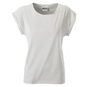 T-shirt Casual da Donna in Cotone Organico Sostenibile - Product Image 4