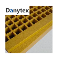 Marches en treillis de fibre de verre moulé industriel Danytex, marches d'escalier avec surface granuleuse
