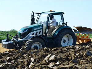 การรับประกันคุณภาพสำหรับรถแทรกเตอร์ขนาดเล็ก Arbos P5130 ขับเคลื่อน 4 ล้อ ระบบเกียร์ 130 แรงม้า พร้อมเกียร์บ็อกซ์ ผลผลิตสูง ได้รับการรับรองมาตรฐาน CE/ISO9001 - Product Image 6