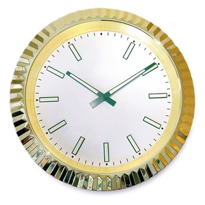 Horloge murale en quartz dorée, ronde, en métal, analogique, 14 pouces, fonctionnant sur piles, horloge décorative pour salon - Product Image 5