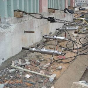 Hydraulische steensplijter voor beton en wapeningsdemonstratie - Product Image 6