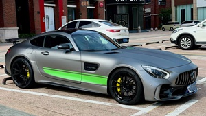 Kit carrosserie large pour Mercedes-Benz AMG GT GTS : Améliorez votre véhicule avec des pare-chocs <span class=keywords><strong>avant</strong></span> et arrière, des jupes latérales et des ailes de style GTR - Product Image 2
