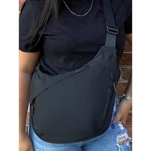 Sac bandoulière en tissu Oxford de style coréen pour femmes, nouveau sac décontracté en nylon pour l'extérieur, sac à dumplings pour le commerce sous le bras - Product Image 5