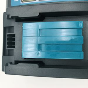 Chargeur universel de batterie au lithium 14-18V DC18RC, prise pour outils Makita avec protection contre les surtensions - Product Image 3