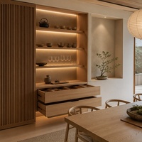 Buffet de salle à manger intégré Japandi minimaliste bio avec lattes en chêne et micro-ciment pour villa zen
