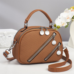 New Fashion Women's Crossbody <b>Small</b> Square Bag High-End Handheld Leather Shoulder Bags Luxury <b>Handbags</b> for Women - Product Image 3