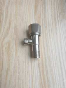 صمام زاوية من الفولاذ المقاوم للصدأ <span class=keywords><strong>1</strong></span>/<span class=keywords><strong>2</strong></span>، اكسسوارات حنفيات بطلاء نيكل مصقول، صمام إيقاف زاوية بسعر المصنع - Product Image 3