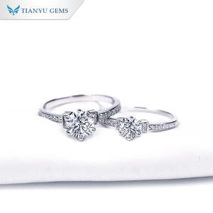 Bague Tianyu en argent sterling 925 avec moissanite 0,5 ct 1 ct, minimaliste, luxe, à porter tous les jours, pour fiançailles, mariage, bijoux pour femmes - Product Image 1