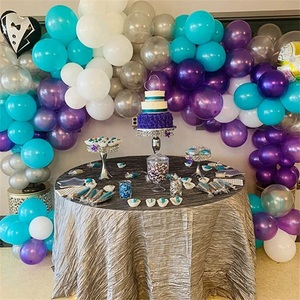 Vente en gros de nappes en taffetas de polyester blanc personnalisées couvertures de décoration en vrac publicitaires pour décorations de table pour les fêtes de mariage et d'événements - Product Image 6