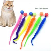 Jouet à mâcher pour chat en peluche en forme de chenille avec balle élastique, baguette interactive anti-ennui, résistant aux griffures et aux morsures, vente en gros