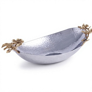 Bol à fruits ovale élégant en acier inoxydable martelé, centre de table moderne, parfait pour la décoration du comptoir de cuisine et de la table à manger - Product Image 2