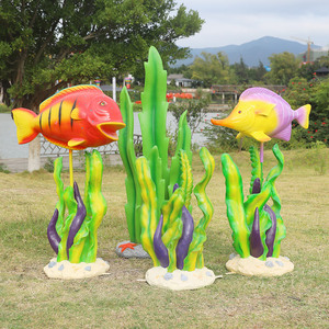 Serie Costiera: Sculture e Statue in Vetroresina per Parchi a Tema e Giardini, Animali Marini Cartoon, Cavalluccio Marino, Polpo, Stella Marina, Conchiglia - Product Image 3