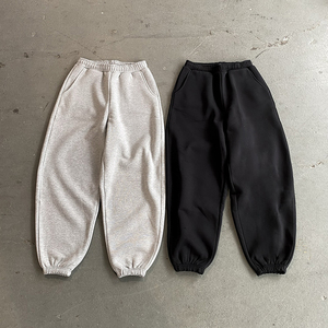 Pantalon de jogging ample pour homme en coton 100% de qualité supérieure, 500 g/m², logo personnalisé, coupe droite, jambe large - Product Image 2