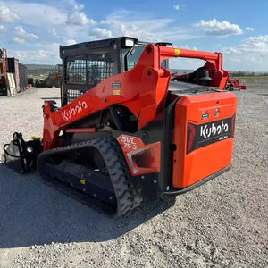 Chargeur frontal compact Kubota SVL75-3 d'occasion, 4 tonnes, moteur, boîte de vitesses, modèle 2023, faible nombre d'heures, performances fiables pour - Product Image 1
