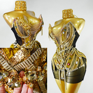 Vestido de Lujo Dorado Metálico para Escenario, Vestido Ajustado de Malla con Pedrería de Alta Costura para Cantantes, Conciertos y Actuaciones, Venta al por Mayor del Fabricante - Product Image 4