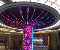 Colonne d'affichage à LED de mur vidéo incurvée à 360 ° sans couture enveloppant la signalisation numérique pour l'écran créatif concave/convexe de centre commercial