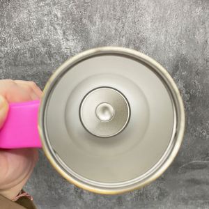 Gobelet isotherme 20 oz plaqué or avec logo personnalisé sous le miroir, avec poignée, couvercles et pailles, pour enfants - Product Image 4