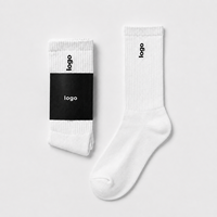 Chaussettes en coton blanc avec logo personnalisé, chaussettes athlétiques côtelées unisexes, chaussettes décontractées, emballage de marque privée, chaussettes en gros avec logo