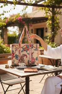 Sac fourre-tout matelassé en coton à motifs floraux vintage, sac à main fait main, sac à bandoulière bohème, sac de voyage et de quotidien - Product Image 3