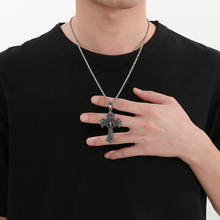 Collana con Ciondolo in Acciaio Inossidabile all'Ingrosso, Design Vintage di Moda con <span class=keywords><strong>Testa</strong></span> di Leone Alata, Fiore di Rosa e <span class=keywords><strong>Croce</strong></span> Alata, da Regalo - Product Image 4