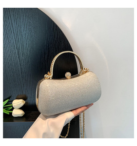 Borsa a tracolla a catena in <span class=keywords><strong>oro</strong></span> <span class=keywords><strong>da</strong></span> donna 2025 alla moda borsa di lusso <span class=keywords><strong>da</strong></span> donna - Product Image 6