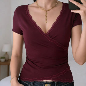 เสื้อยืดคอวีแต่งลูกไม้ทรงเข้ารูปสำหรับผู้หญิง แขนสั้น สไตล์ลำลอง เนื้อผ้ายืดหยุ่น เป็นมิตรกับสิ่งแวดล้อม ระบายอากาศได้ดี สีพื้น เหมาะสำหรับฤดูร้อน - Product Image 2