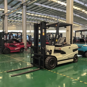 รถยกไฟฟ้าลิเธียมไอออน SENPOWER S-20 สีสั่งทำพิเศษ ขนาดเล็ก ขับเคลื่อน 4 ล้อ สำหรับงานขนส่งโลจิสติกส์ S-20 สีสั่งทำพิเศษ 2 ตัน - Product Image 4