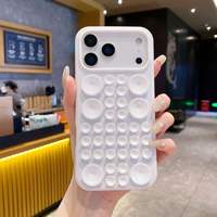 Coque de téléphone antichoc en silicone couleur macaron avec ventouse, adhérence collante, toucher doux et protection d'objectif pour iPhone 17 Pro Max