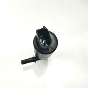 Pompe électrique de lavage de phare avant de voiture, pompe de lavage de phare avant pour <span class=keywords><strong>BMW</strong></span> E81 E87 E88 E36 E46 E60 E70 E90 - Product Image 4