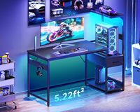 Bureau de jeu de 48 pouces avec rangement, éclairage LED, design réversible, étagères de présentation, tiroir en tissu, crochet pour casque, fibre de carbone