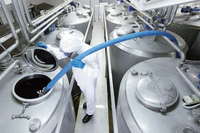 Tuyau en silicone SUS de qualité alimentaire Tuyau en silicone de qualité alimentaire renforcé en fil d'acier inoxydable 316 pour un transfert de nourriture flexible et sûr