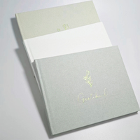Album de mariage en lin naturel avec logo personnalisé livre d'or à couverture rigide estampage en feuille d'or noir pour mariage et anniversaire