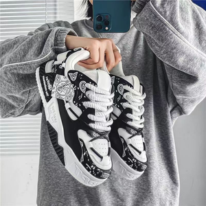 Zapatos de hombre 2026: Nuevos, versátiles, originales, casuales, planos, deportivos, con suela gruesa que aumenta la altura, estilo Bread Tide. - Product Image 5