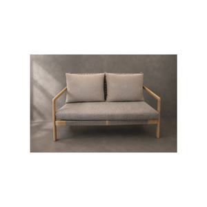 Este sofá de 2 plazas presenta un acolchado suave, tela resistente y un diseño elegante que perfectamente mejora el ambiente de la habitación. - Product Image 4