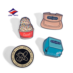 Broche personnalisée Longzhiyu avec logo, en alliage de fer et de zinc, épinglette 2D/3D ronde pour chapeau, hijab, vêtement, badge, épinglette de revers en émail souple - Product Image 3
