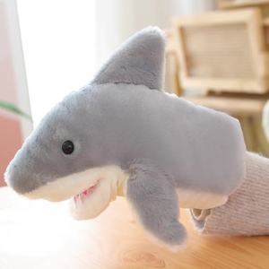 Petit requin main marionnette gant peluche peluche poupée douce avec bouche mobile pour le soulagement du Stress cadeau d'anniversaire étrange - Product Image 2