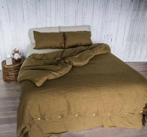 Housse de couette et taies d'oreiller Euro en coton 100% uni brun foncé 300TC, antibactériennes, style ferme, pour usage hôtelier - Product Image 1