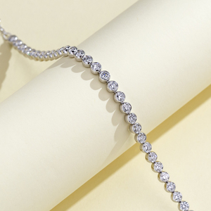 Pulsera MSR-682 de Plata 925 con Baño de Oro de 18K, Corte Brillante Redondo, Clásica para Uso Diario, con Diamantes Cultivados en Laboratorio - Product Image 2