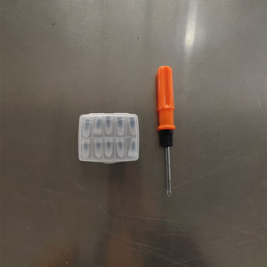Kit di Riparazione Pneumatici da 10 Pezzi con Chiodi in Gomma e Cacciavite per <span class=keywords><strong>Auto</strong></span>/UTV/Camion/Moto - Adattamento Universale, Garanzia di 1 Anno - Product Image 2
