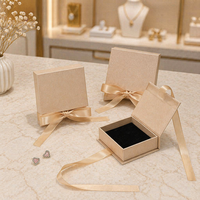 Boîte en carton de luxe légère avec fermeture magnétique, boîte à rabat magnétique, emballage cadeau pour bracelets et bijoux, pour colliers et bracelets